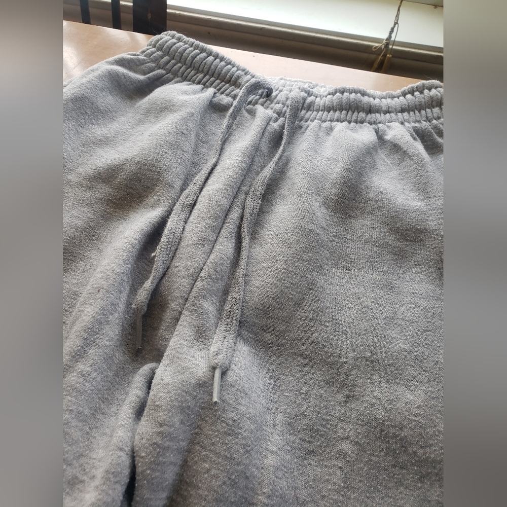 NBA Raptor Sweatpants - Picture 5 of 10